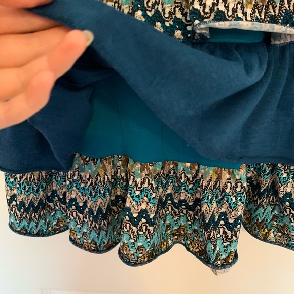 Formal dress with attached cardigan - Picture 9 of 9